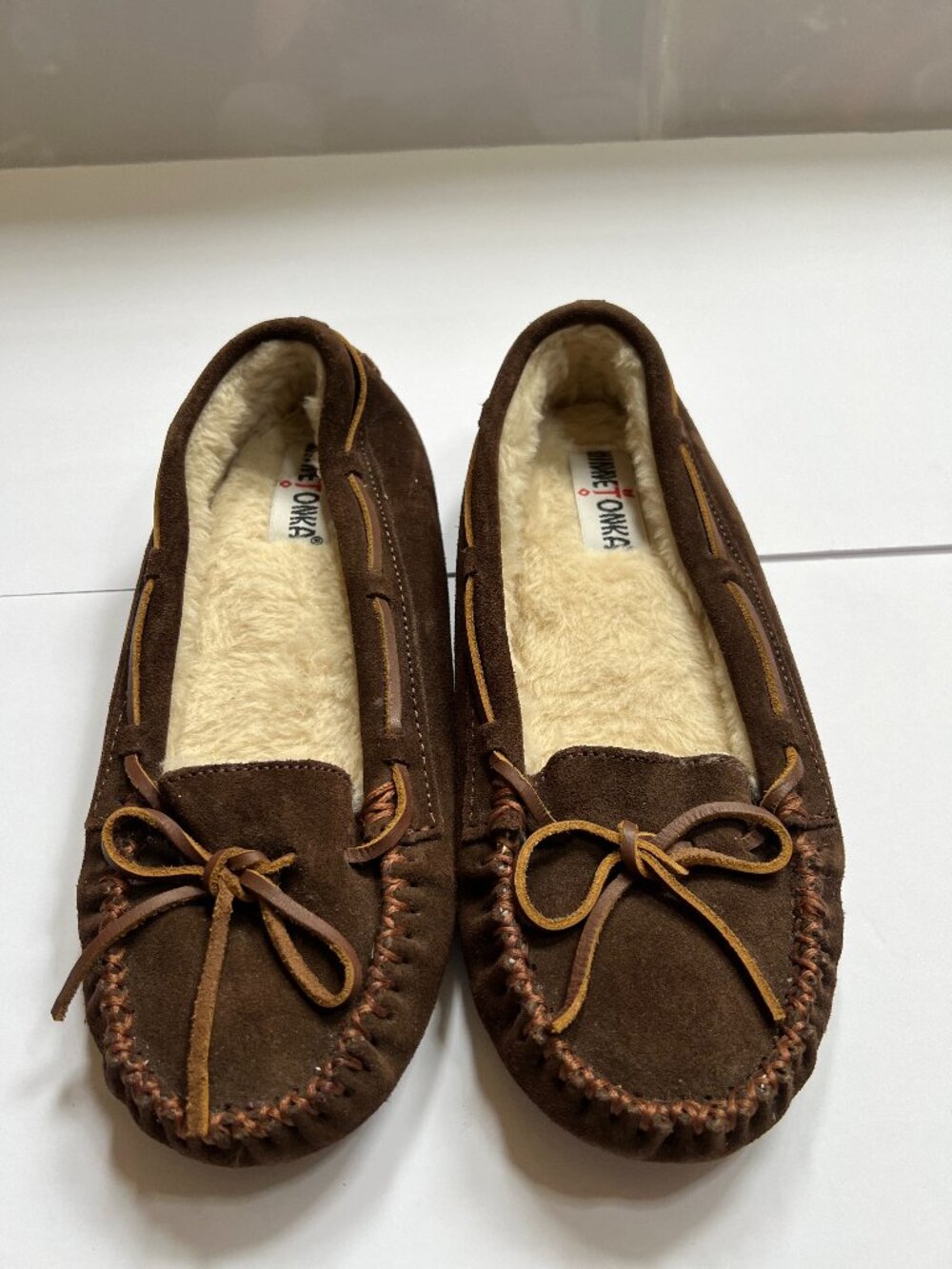 Minnetonka Brown Suede/Sheepskin Moccasins/Slippers  W9